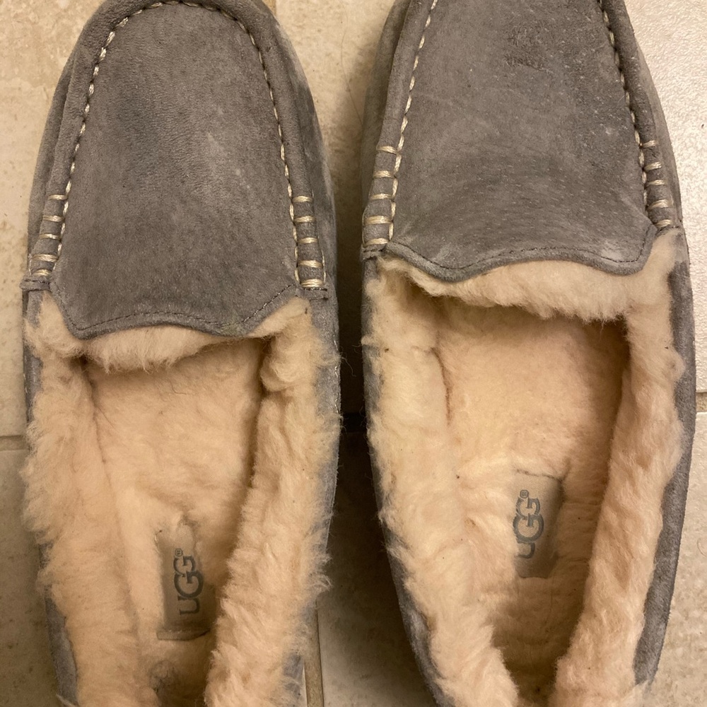 Ugg ansley slippers
